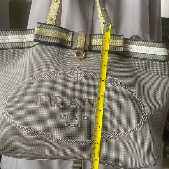 Prada Bag - Picture 9 of 14